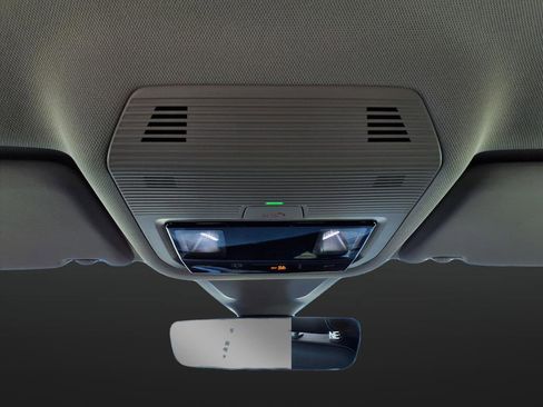 New 2026 Volkswagen Atlas SE image 15