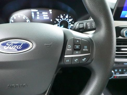 Used 2020 Ford Escape SE image 13