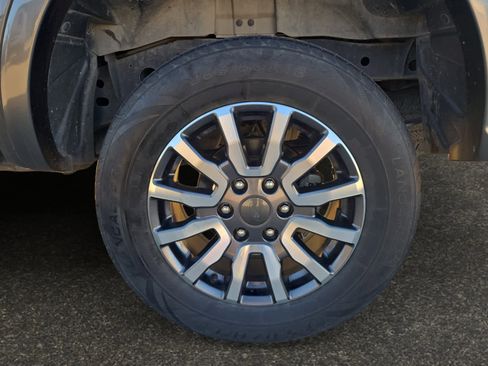 Used 2019 Ford Ranger XLT w/ Equipment Group 302A Luxury image 10