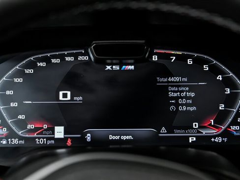 Used 2020 BMW X5 M Competition image 26