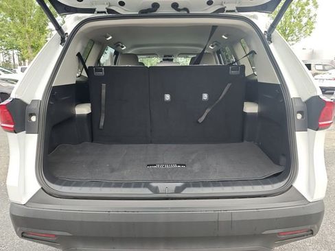 Used 2025 Toyota Grand Highlander FWD image 32