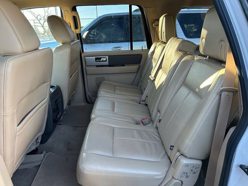 Used 2013 Ford Expedition EL XLT image 14