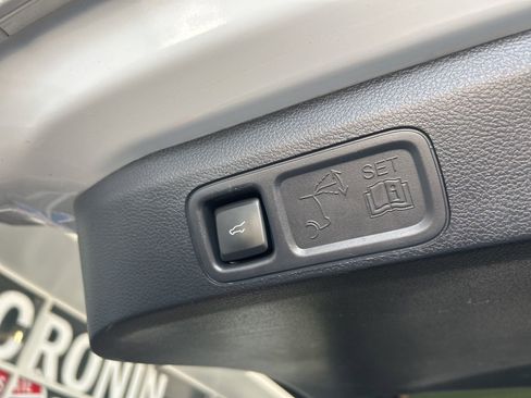 Used 2024 Ford Expedition Max Limited AWD/4WD image 16