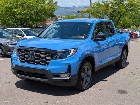 Used 2025 Honda Ridgeline TrailSport image 8