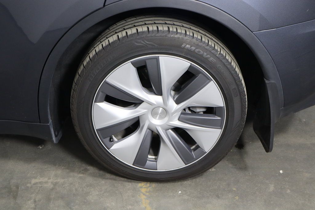 Used 2023 Tesla Model Y Long Range AWD/4WD image 46