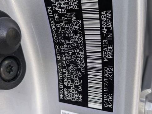 Certified 2025 Toyota Corolla SE image 35