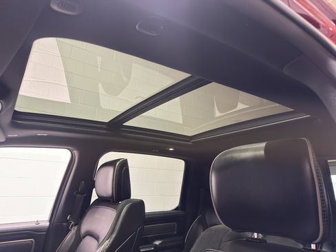 Used 2021 RAM 1500 Laramie image 34