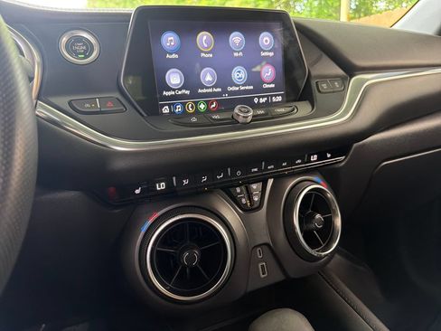 Used 2022 Chevrolet Blazer LT FWD image 25
