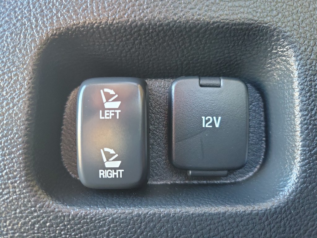 Used 2024 Ford Edge SEL w/ Convenience Package AWD/4WD image 9