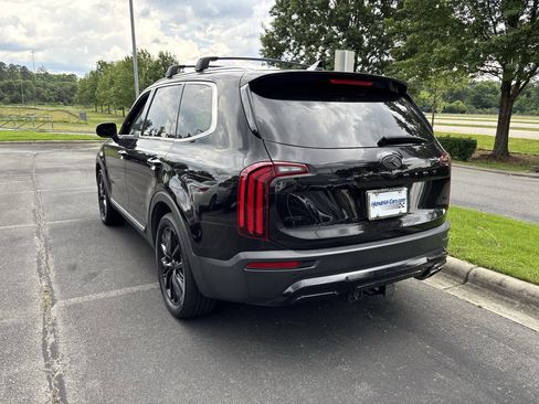 Used 2021 Kia Telluride SX w/ SX Prestige Package AWD/4WD image 16