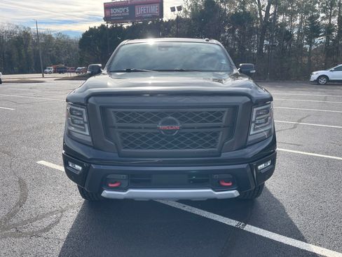 Used 2021 Nissan Titan PRO-4X w/ Pro-4x Convenience Package image 2