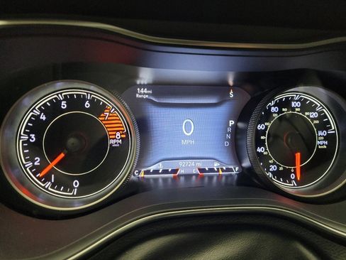 Used 2020 Jeep Cherokee Trailhawk w/ Cold Weather Group AWD/4WD image 23