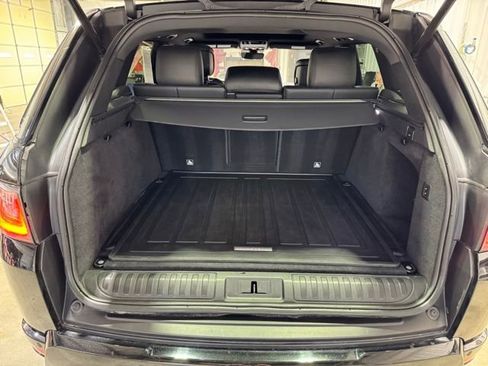 Used 2019 Land Rover Range Rover Sport HSE Dynamic image 30