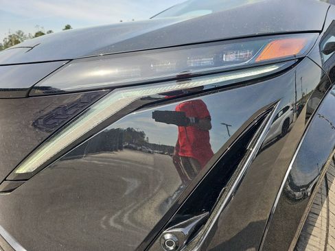 Used 2023 Nissan Ariya PLATINUM+ image 32