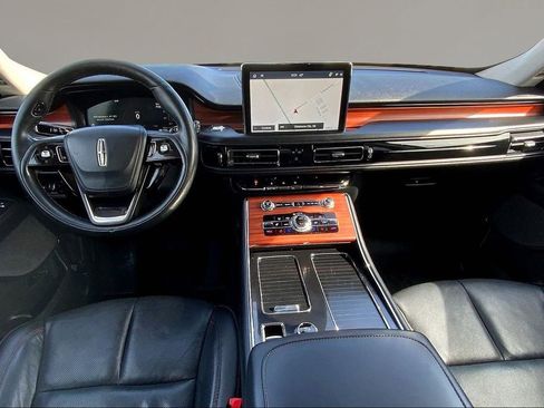 Used 2023 Lincoln Aviator Reserve w/ Equipment Group 201A RWD image 15