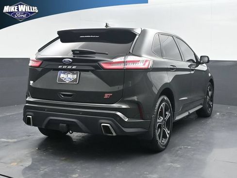 Certified 2022 Ford Edge ST w/ Equipment Group 401A AWD/4WD image 7