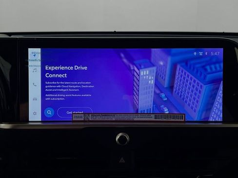 New 2025 Toyota Crown Signia image 24