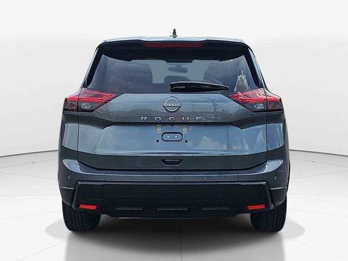 Used 2025 Nissan Rogue SV FWD image 7