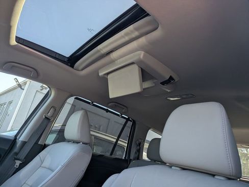Used 2022 Honda Pilot Touring image 30