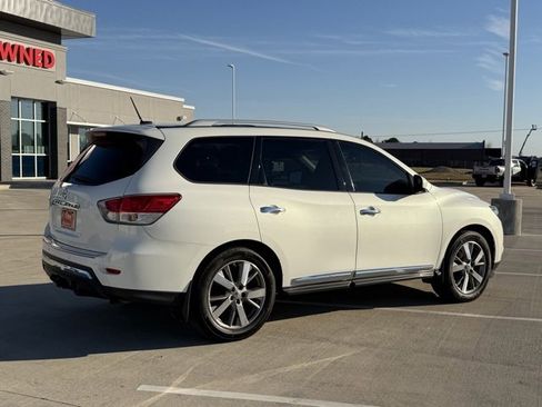 Used 2014 Nissan Pathfinder Platinum w/ Platinum Premium Package image 4