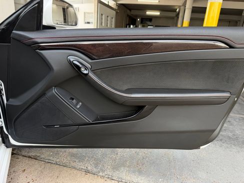 Used 2015 Cadillac CTS V RWD image 19