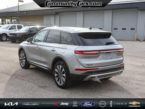 Certified 2022 Lincoln Corsair Reserve w/ Elements Package image 5