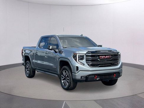 Certified 2025 GMC Sierra 1500 AT4 w/ AT4 Premium Package AWD/4WD image 9