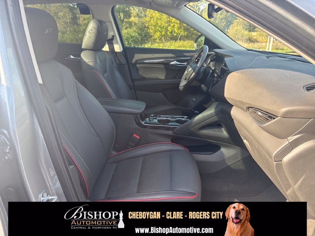 Used 2023 Buick Envision Essence w/ Technology Package I AWD/4WD image 20