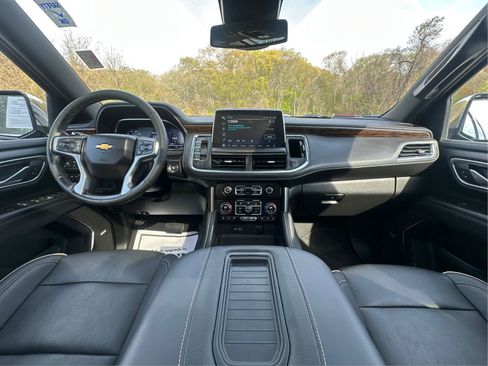 Used 2023 Chevrolet Tahoe Premier AWD/4WD image 27