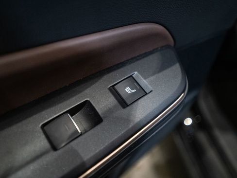 Used 2023 Toyota Crown Limited w/ Advanced Technology Package image 36