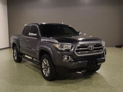 Used 2017 Toyota Tacoma Limited