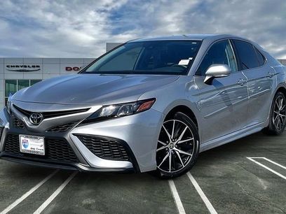 Used 2024 Toyota Camry SE