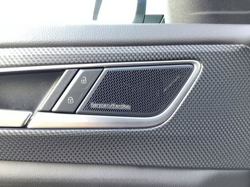 New 2026 Volkswagen Atlas Cross Sport SEL Premium R-Line image 26