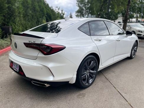 Used 2022 Acura TLX w/ A-SPEC Pkg FWD image 4