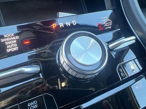 Used 2022 Jeep Grand Cherokee Summit w/ Advanced Protech Group IV image 16