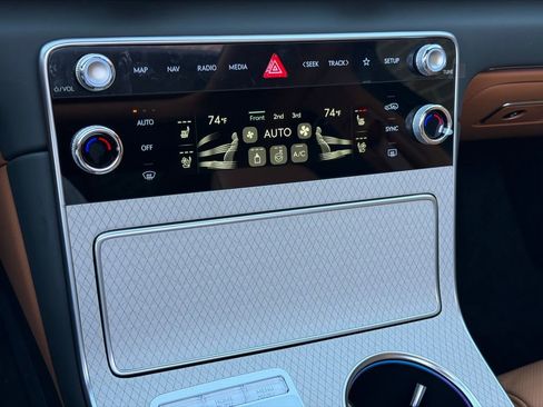 New 2026 Genesis GV80 3.5T Prestige image 21