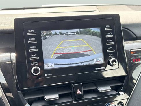 Used 2024 Toyota Camry SE w/ Convenience Package image 24