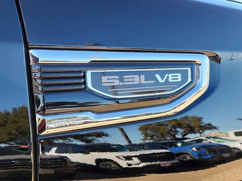 Used 2024 GMC Sierra 1500 Denali w/ Technology Package image 8