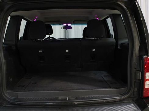 Used 2012 Jeep Liberty Sport AWD/4WD image 29