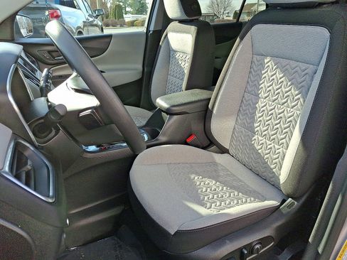 Used 2024 Chevrolet Equinox LS w/ LS Convenience Package image 12