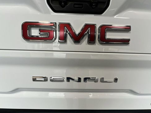 Certified 2023 GMC Sierra 3500 Denali w/ Denali Ultimate Package image 32