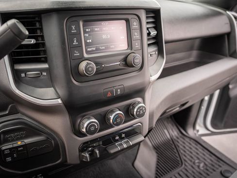 Used 2023 RAM 2500 Big Horn w/ Cold Weather Group image 20