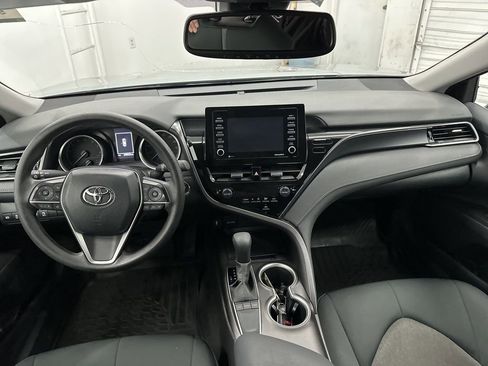 Used 2024 Toyota Camry LE w/ Convenience Package image 21
