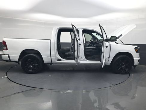 Used 2024 RAM 1500 Big Horn AWD/4WD image 43