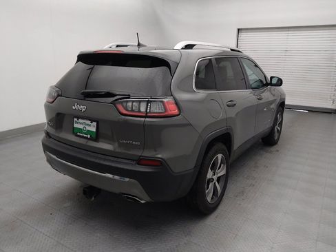 Used 2019 Jeep Cherokee Limited image 9