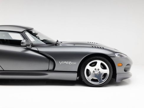 Used 2002 Dodge Viper RT/10 RWD image 37