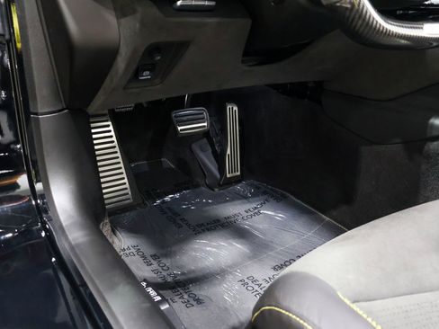 Used 2026 Chevrolet Corvette ZR1 w/ ZR1 Carbon Fiber Aero Package image 43