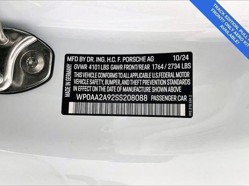 Used 2025 Porsche 911 Carrera RWD image 42