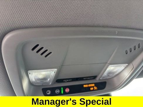 Used 2024 Chevrolet Malibu LT FWD image 29