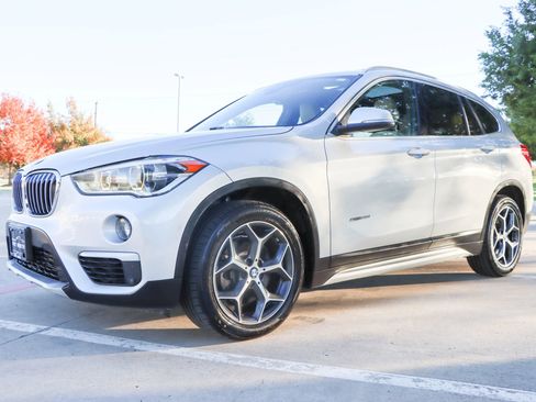 Used 2017 BMW X1 xDrive28i image 3